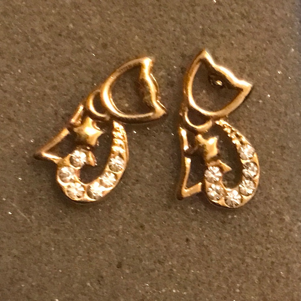 Gold with diamond cat earrings